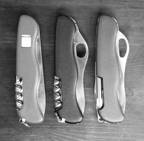 большие трехрядные ножи Викторинокс