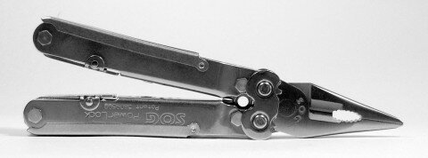 SOGmultitoolPowerLockS60dscf2818 пассатижи и обжим, длинные губки кусачек