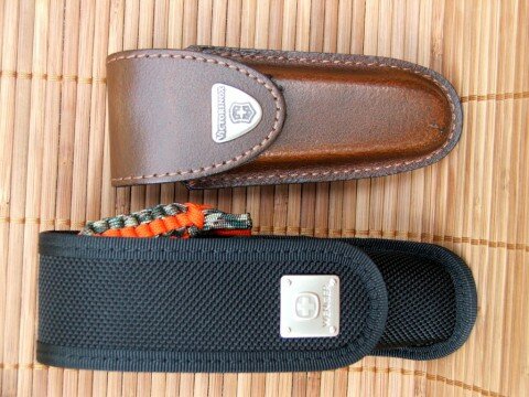 1-dscf2209 Оригинальные чехлы с ножами Викторинокс и Венгер