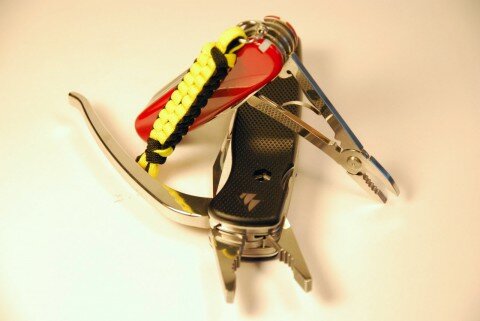 DeluxeTinker-and-SwissGrip Викторинокс и Венгер