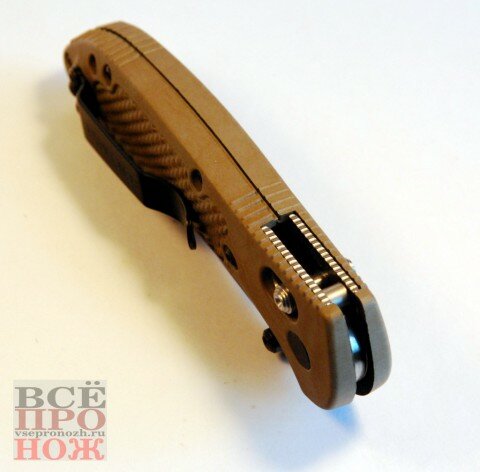 dsc_0589_Griptilian_551 вид на спинку рукоятки Гриптилиана