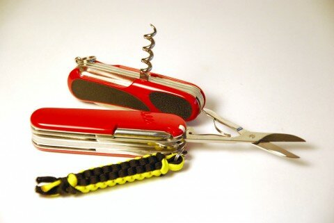 nozhnicy-shtopor штопор от Венгер и ножницы от Викторинокс