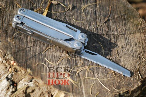 serrated_blade_DSC_0565 серрейторное лезвие