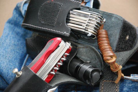 SAK_EDC_20111115_DSC_0224 два EDC SAK и фонарь JetBeam