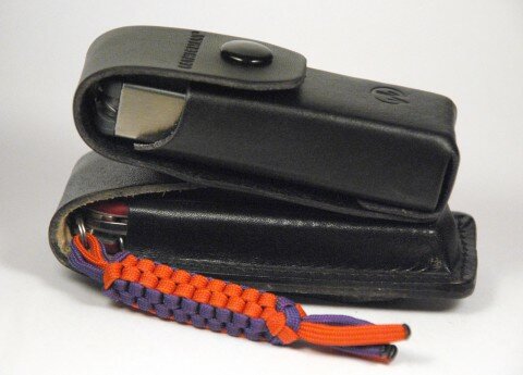 black-leather-dsc_0912 черные кожаные чехлы