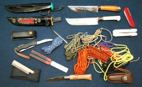 вокруг ножа